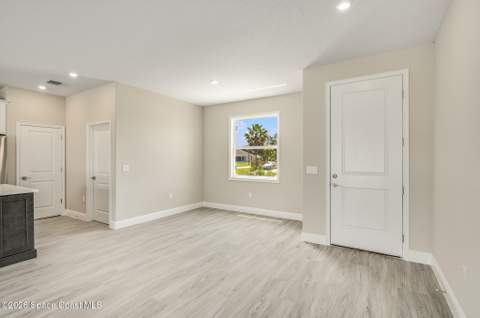 680 Londonderry Circle, Palm Bay FL - photo 10 of 73