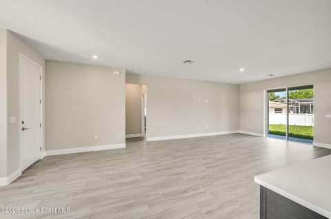 680 Londonderry Circle, Palm Bay FL - photo 23 of 73