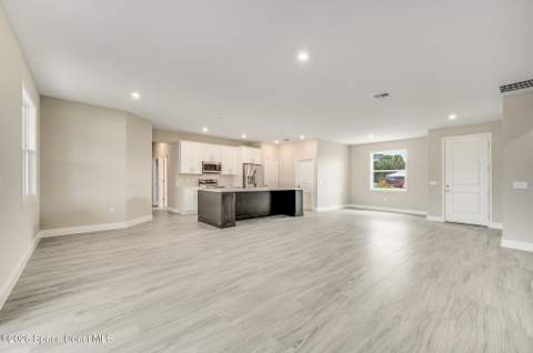 680 Londonderry Circle, Palm Bay FL - photo 24 of 73