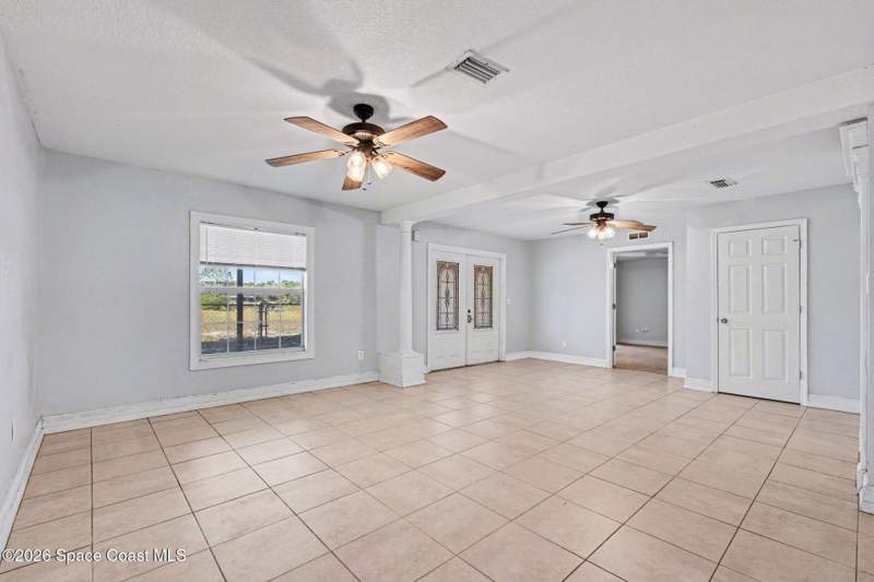 3 bedroom Single Family Residence at 4950 Blounts Ridge Road, Indian River Park, Mims — photo 4