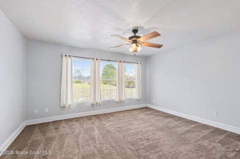 4950 Blounts Ridge Road, Mims FL - photo 7 of 40