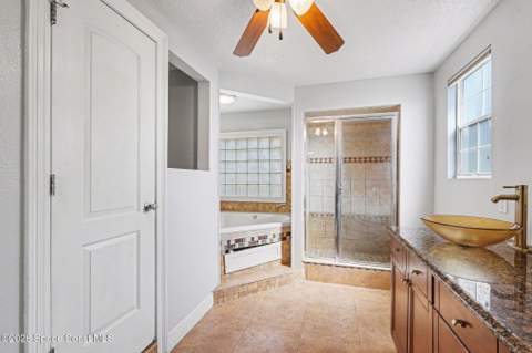 4950 Blounts Ridge Road, Mims FL - photo 10 of 40