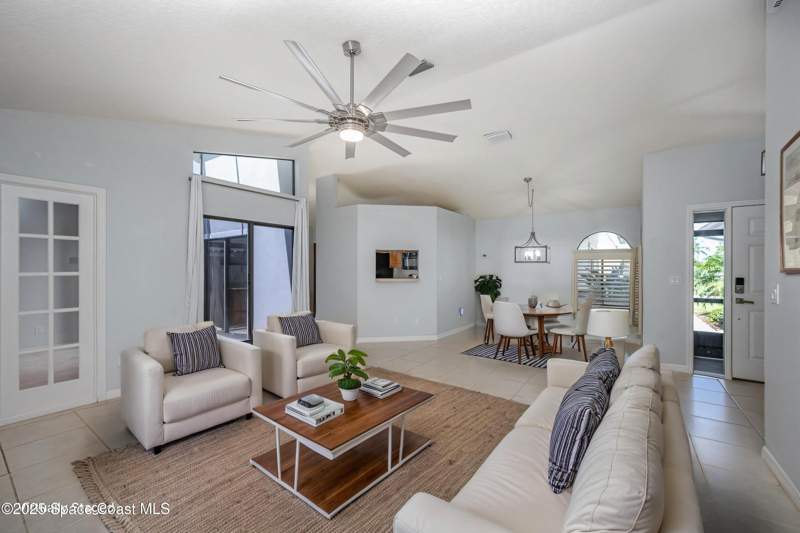3 bedroom Single Family Residence at 1551 Independence Avenue, Viera Tracts Bb and V Ph 1 Unit 2, Melbourne — photo 4
