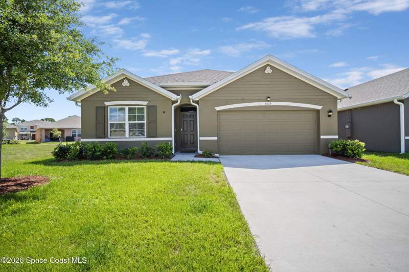 4 bedroom Single Family Residence at 3009 Burrowing Owl Drive, Rymar Greens at Indian River Preserve, Mims — photo 2