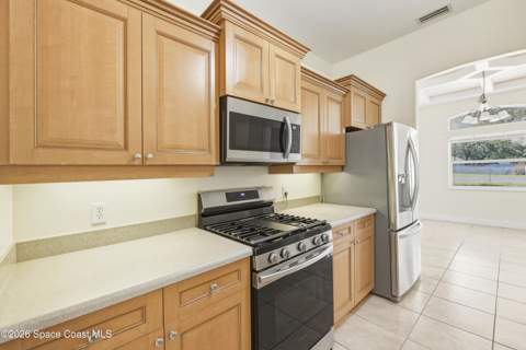 4018 Rolling Hill Drive, Titusville FL - photo 15 of 48