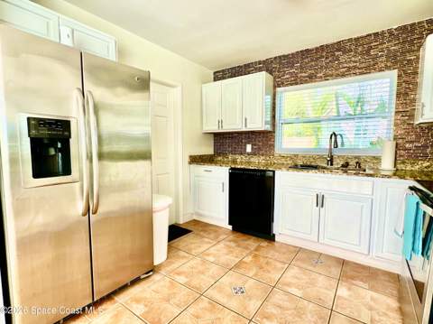 133 NE 1st Street, Satellite Beach FL - photo 9 of 27