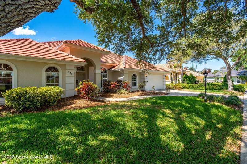 4 bedroom Single Family Residence at 625 Newport Drive, Cloisters Phase 1 The, Indialantic — photo 2