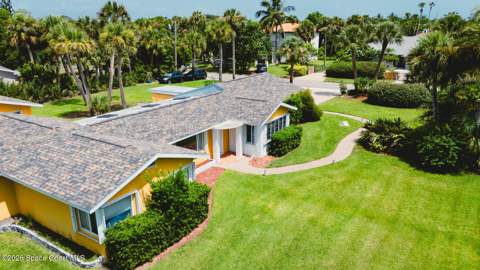 702 Oak Street, Melbourne Beach FL - photo 7 of 45