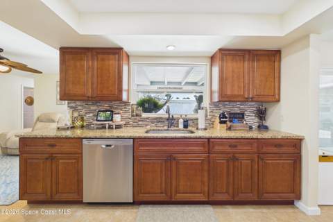 515 Royal Palm Boulevard, Satellite Beach FL - photo 21 of 78