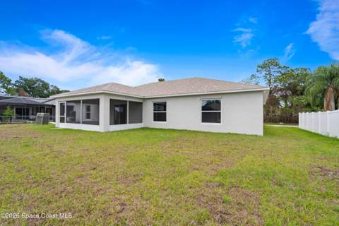 1098 Carthage Avenue, Palm Bay FL - photo 10 of 63