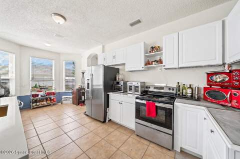 1190 Olde Bailey Lane, Melbourne FL - photo 9 of 39