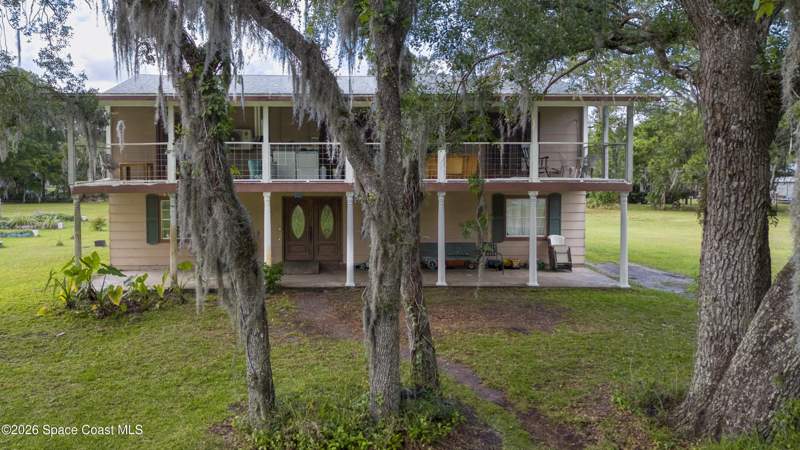 6 bedroom Single Family Residence at 4258 Arlington Avenue, Indian River Plantation Estates Plat 5, Mims — photo 3