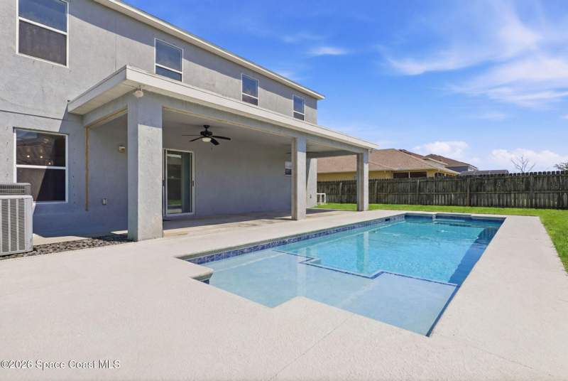 5 bedroom Single Family Residence at 3356 Slate Street, Crystal Lakes West, Melbourne — photo 4