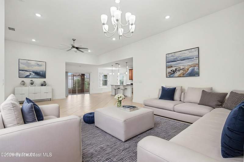 6 bedroom Single Family Residence at 1706 Elmhurst Circle, Port Malabar Unit 50, Palm Bay — photo 4