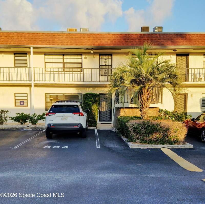 1 bedroom Condominium at 200 Saint Lucie Lane #604, Riverview Manor Condo Ph IV, Cocoa Beach — photo 2