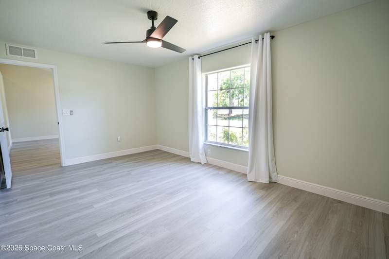 3 bedroom Single Family Residence at 550 Brickell Street, Port Malabar Unit 12, Palm Bay — photo 5