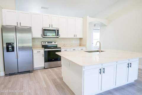 550 Brickell Street, Palm Bay FL - photo 8 of 22