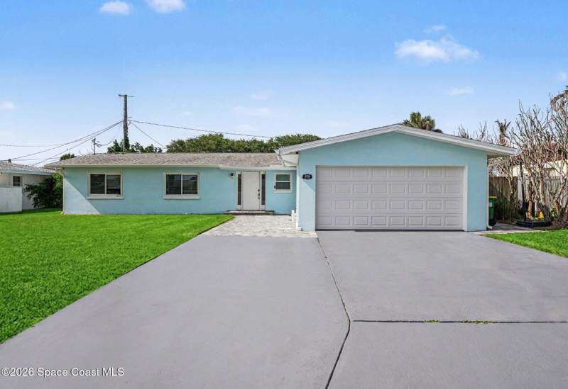 3 bedroom Single Family Residence at 375 Cyprus Drive, Cocoa Isles 8th Addn, Cocoa Beach — photo 4