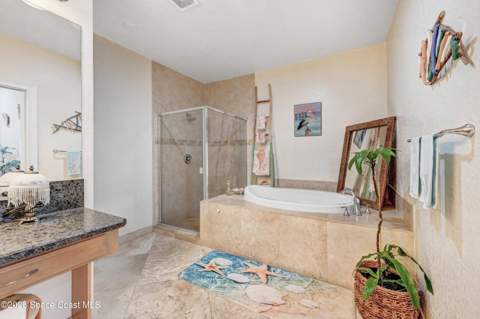 127 Lancha Circle #203, Indian Harbour Beach FL - photo 18 of 39