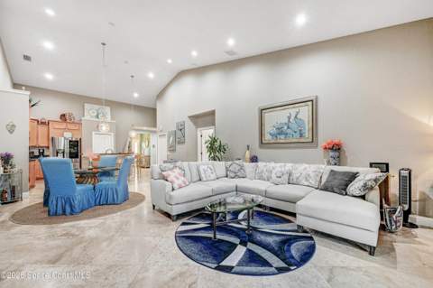 127 Lancha Circle #203, Indian Harbour Beach FL - photo 12 of 39