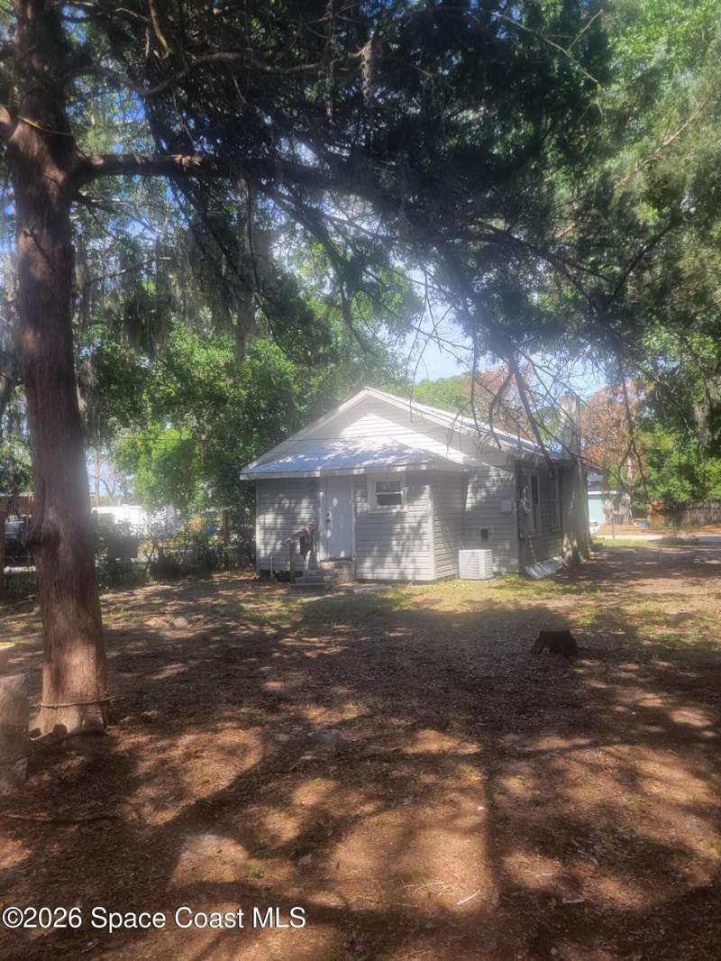 2 bedroom Single Family Residence at 535 S Kentucky Avenue, Virginia Park, Cocoa — photo 4