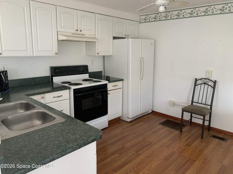 2 bedroom Mobile Home at 1270 Dove Court, Port Malabar Holiday Park Unit 1, Palm Bay — photo 5