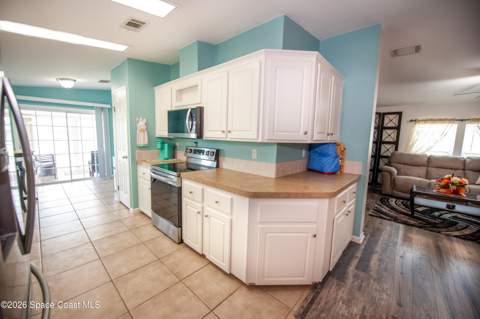 645 Outer Drive #124, Cocoa FL - photo 7 of 41