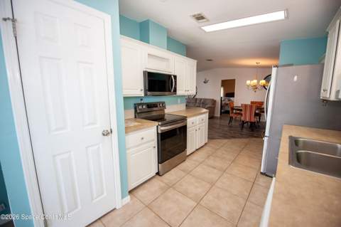 645 Outer Drive #124, Cocoa FL - photo 8 of 41