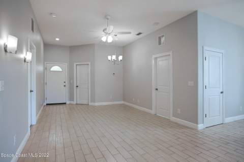 7373 Stuart Avenue, Melbourne Beach FL - photo 6 of 33