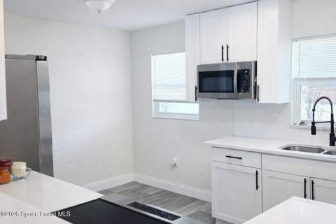 713 Thomas Avenue, Cocoa FL - photo 9 of 10