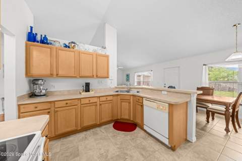 3254 Wasilla Avenue, Palm Bay FL - photo 12 of 39