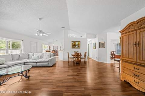 3254 Wasilla Avenue, Palm Bay FL - photo 6 of 39