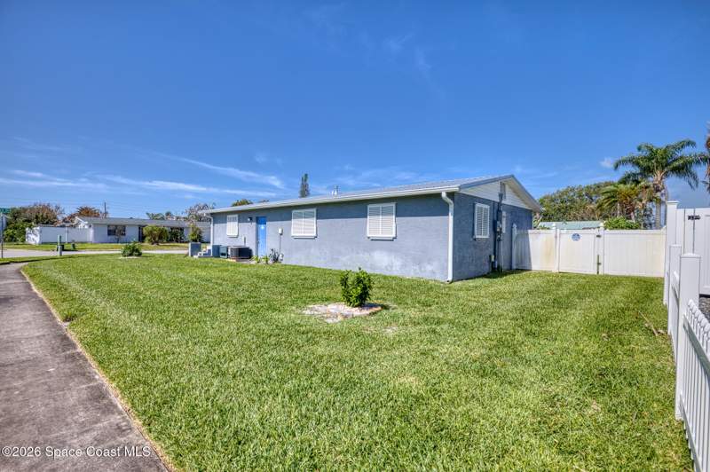 3 bedroom Single Family Residence at 409 Finch Drive, Waterway Estates 5th Addn, Satellite Beach — photo 5