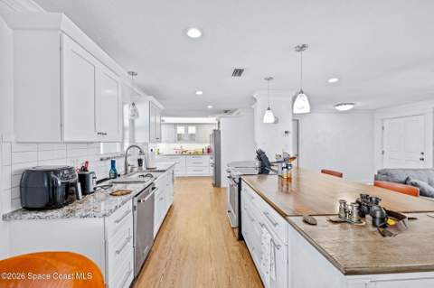 409 Finch Drive, Satellite Beach FL - photo 11 of 40