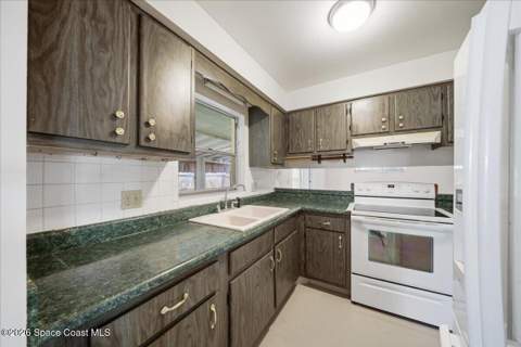 4025 Eola Avenue, Titusville FL - photo 12 of 22