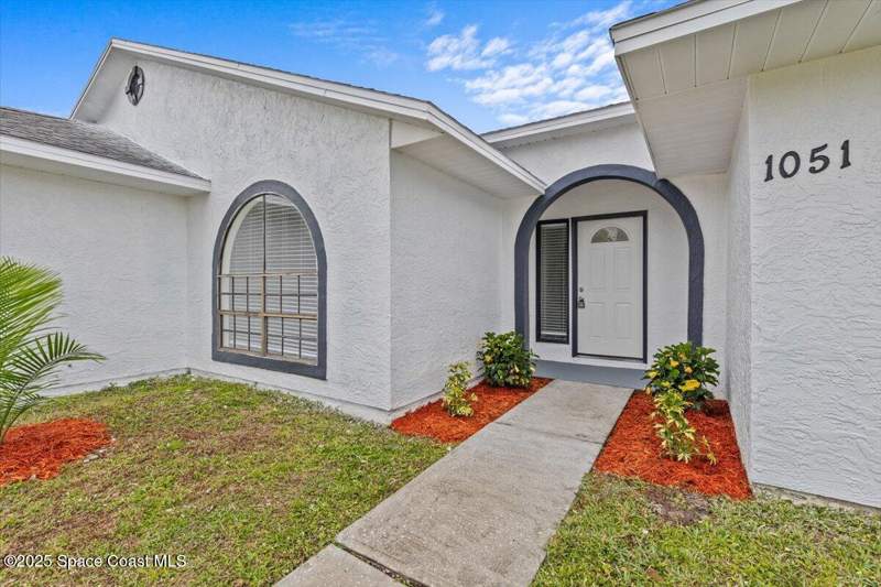 3 bedroom Single Family Residence at 1051 Flower Street, Port Malabar Unit 42, Palm Bay — photo 4