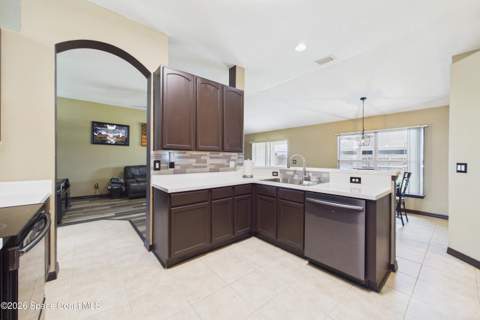 567 Mimosa Street, Palm Bay FL - photo 24 of 63