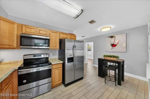 2139 Smathers Circle, Melbourne FL - photo 11 of 43