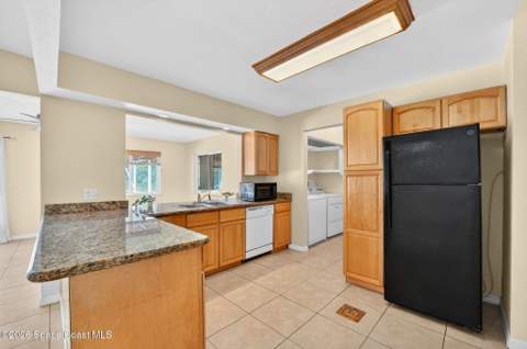 1340 Mariposa Drive, Palm Bay FL - photo 16 of 52