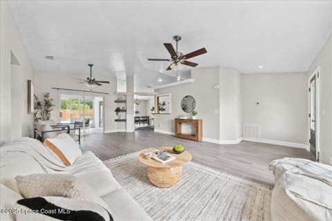897 Hunters Creek Drive, Melbourne FL - photo 9 of 26