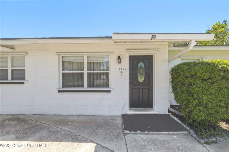 4 bedroom Single Family Residence at 1395 Ashwood Drive, Sunwood Park No 6, Melbourne — photo 2