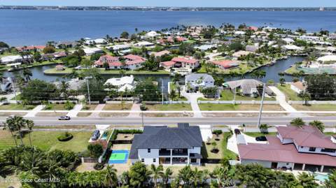 2345 N Riverside Drive, Indialantic FL - photo 16 of 68