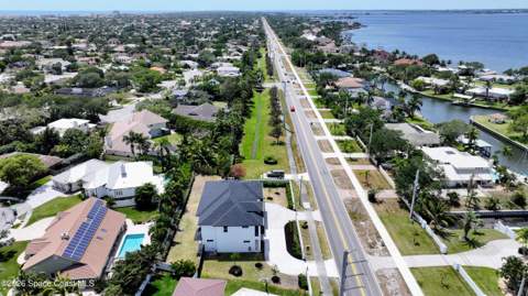 2345 N Riverside Drive, Indialantic FL - photo 15 of 68
