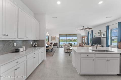 2372 Great Belt Circle, Melbourne FL - photo 6 of 55