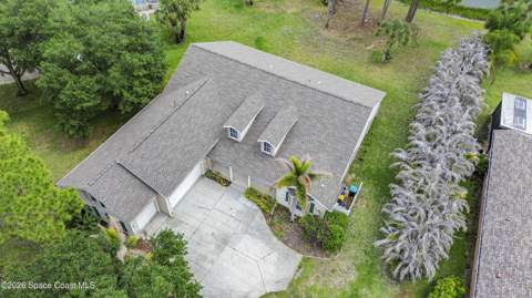 255 Brightwater Drive, Palm Bay FL - photo 6 of 58
