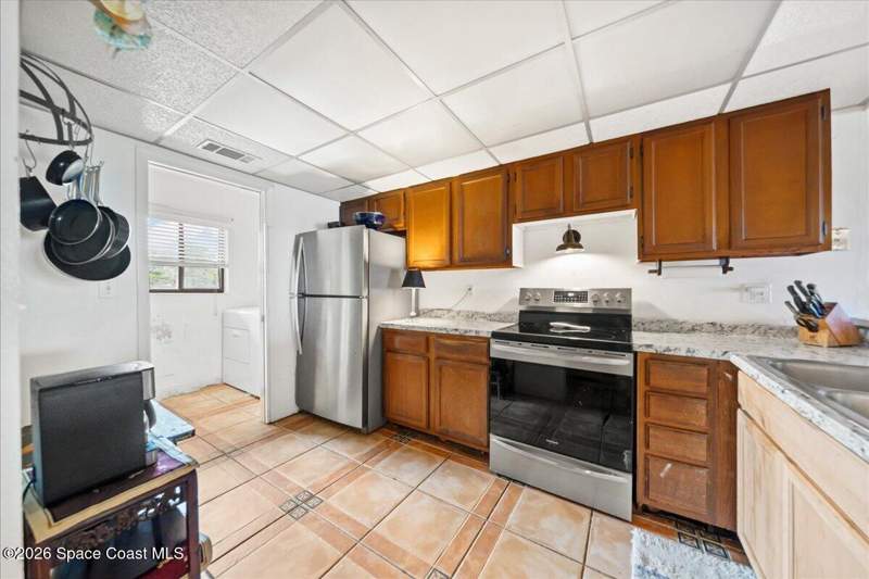 2 bedroom Condominium at 3799 S Banana River Boulevard #905, The Four Seasons Condo, Cocoa Beach — photo 5