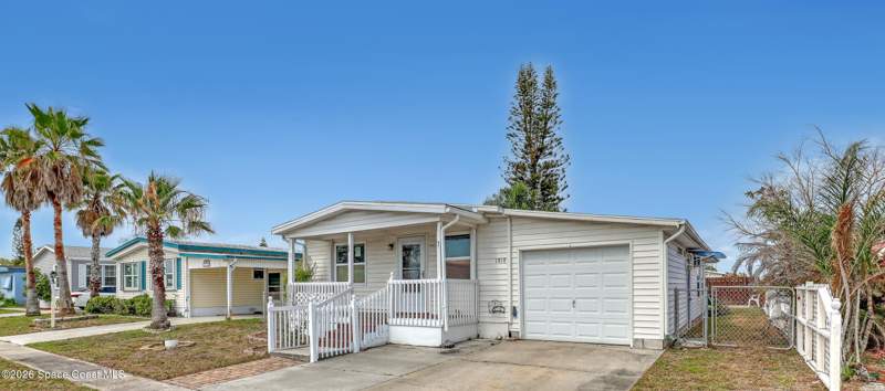 2 bedroom Manufactured Home at 1818 Big Cypress Street, Palm Bay Colony Sec 1, Palm Bay — photo 3