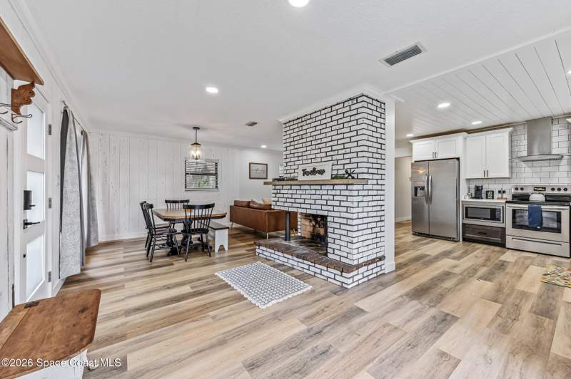 2 bedroom Single Family Residence at 1903 Stockton Street, Platts Resubd, Melbourne — photo 5