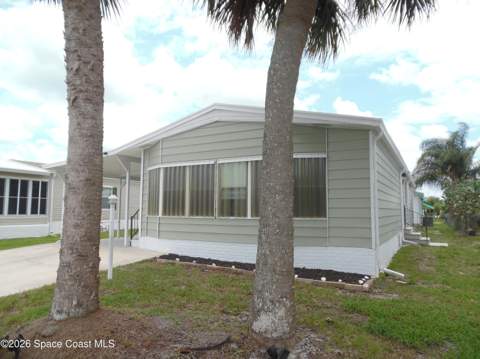 503 Seagull Drive, Barefoot Bay FL - photo 6 of 40