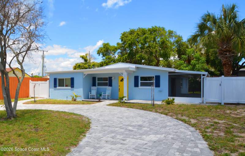 3 bedroom Single Family Residence at 134 E Grant Avenue, Avon By The Sea, Cocoa Beach — photo 4